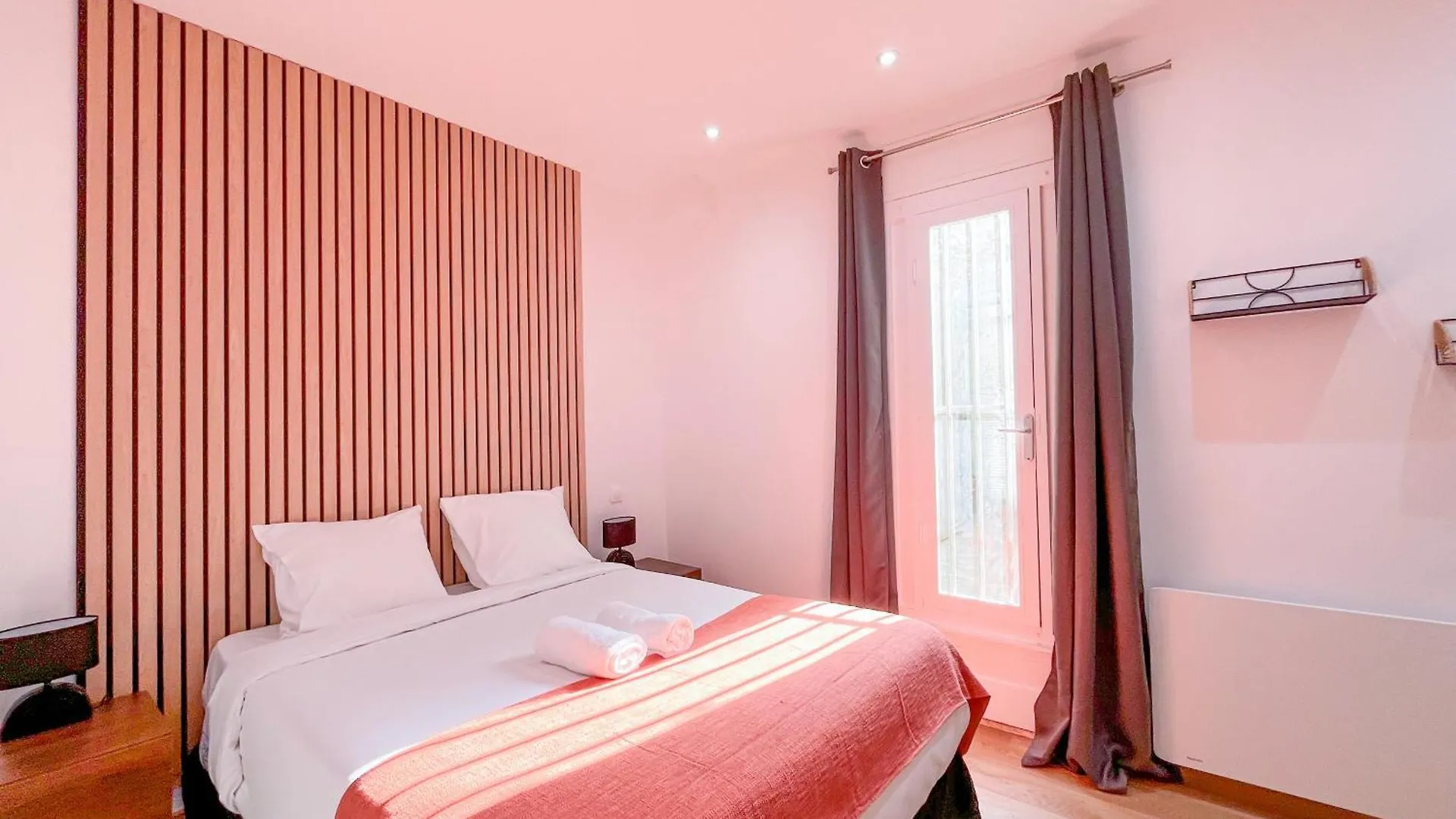 Urban Flat 198 - Townhouse Basfroi Apartment Paris France